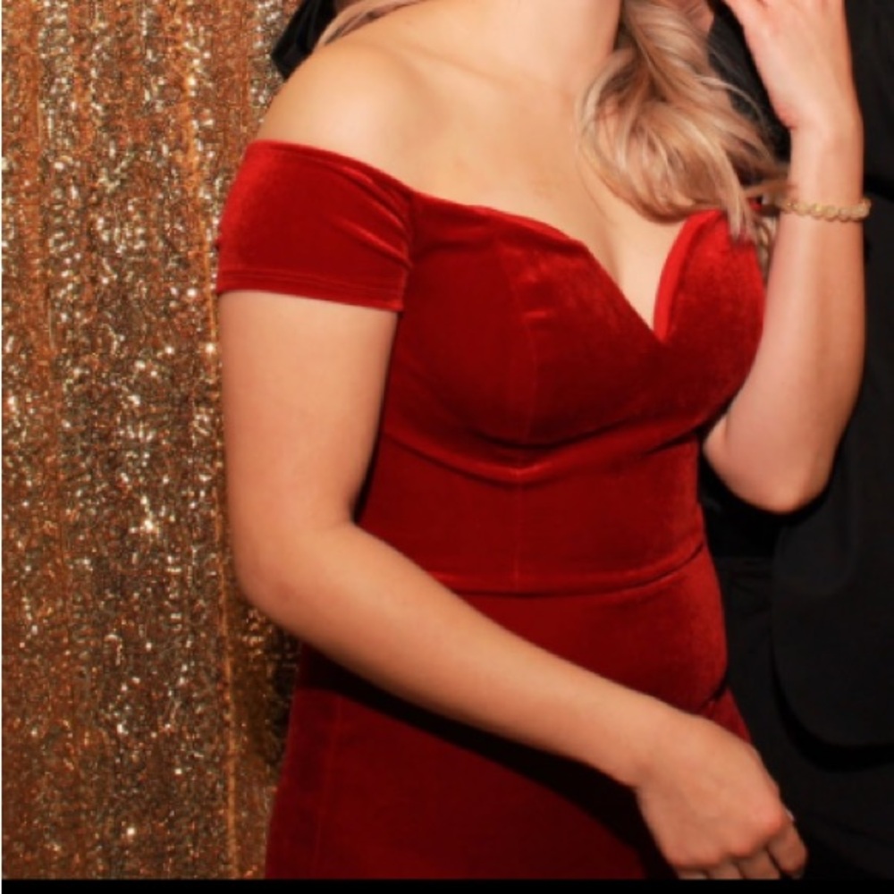 WINDSOR Maxie Velvet dress